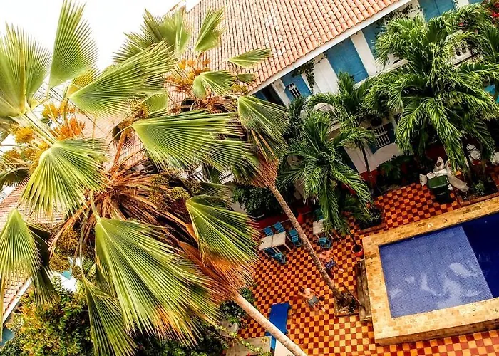 Media Luna CartagenaHostel